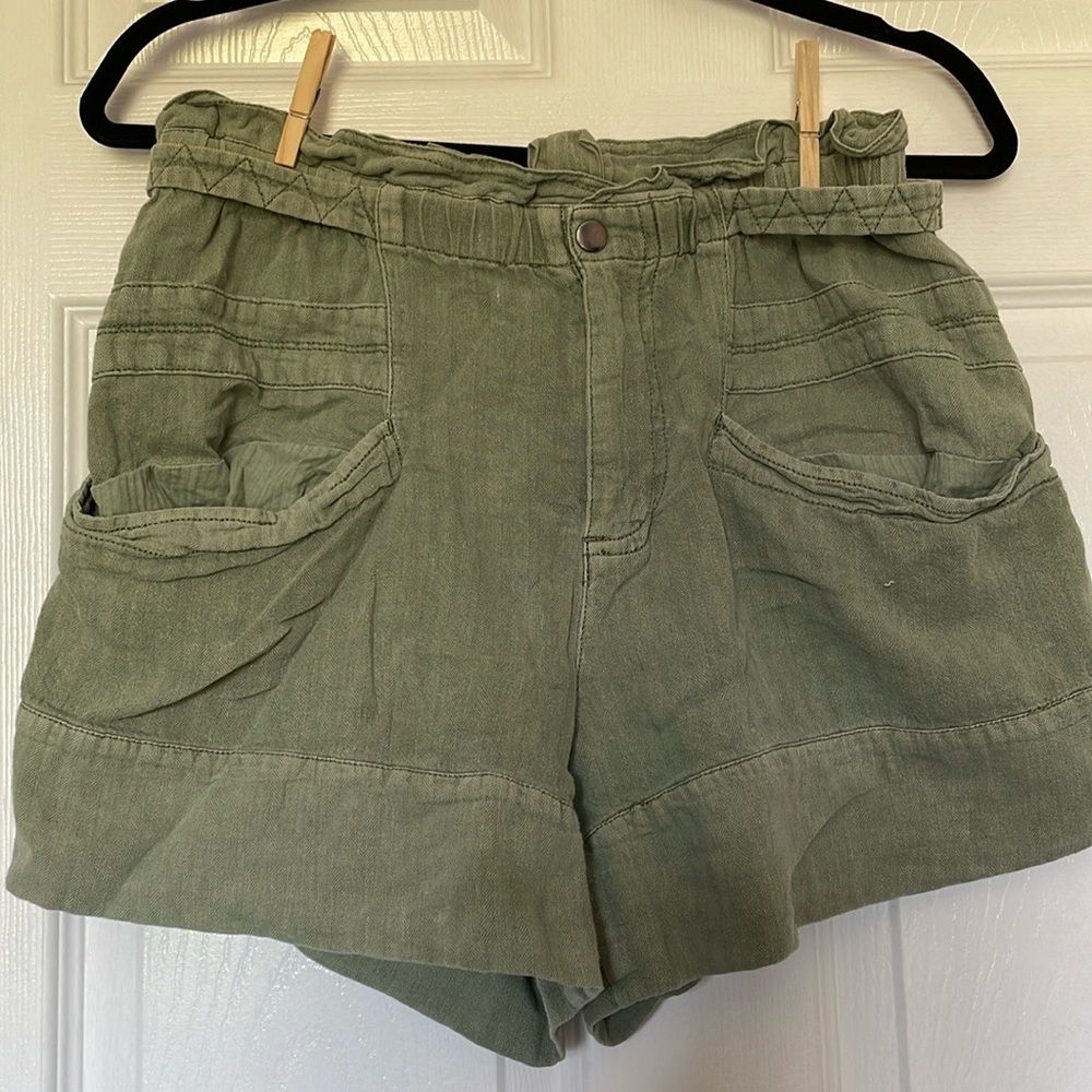 Free people high rise linen/cotton short
